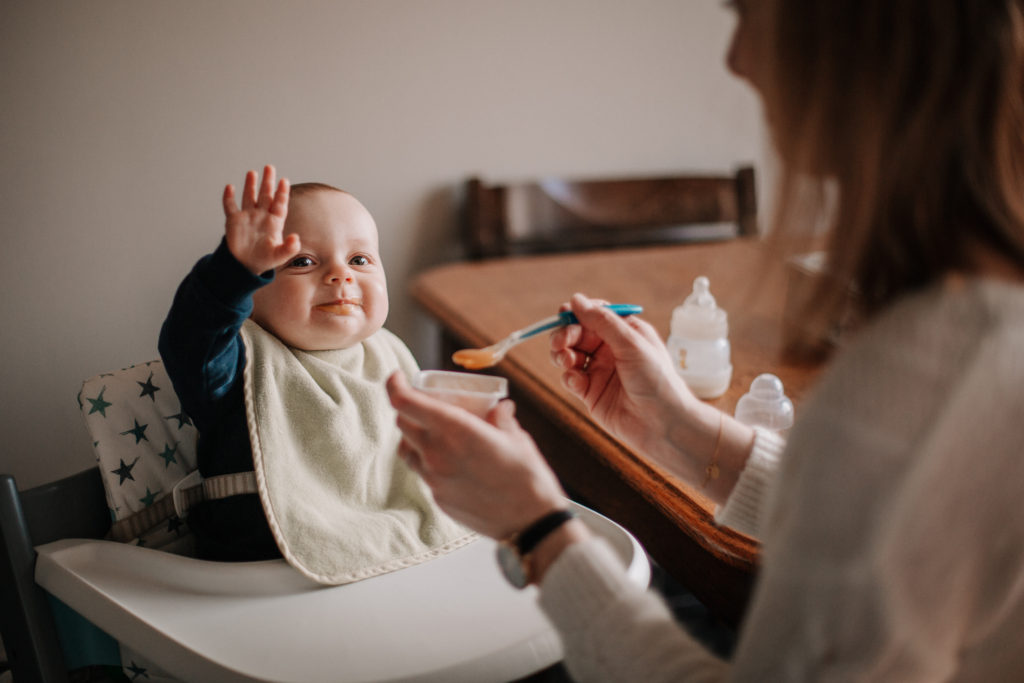 Séance famille et enfance en Ardèche dans la région Rhône Alpes Auvergne