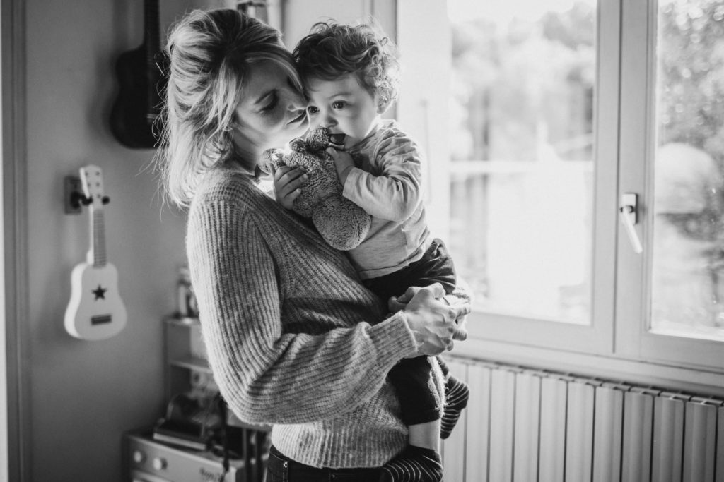 Photos de famille en Ardèche par angélique balise photographe de famille