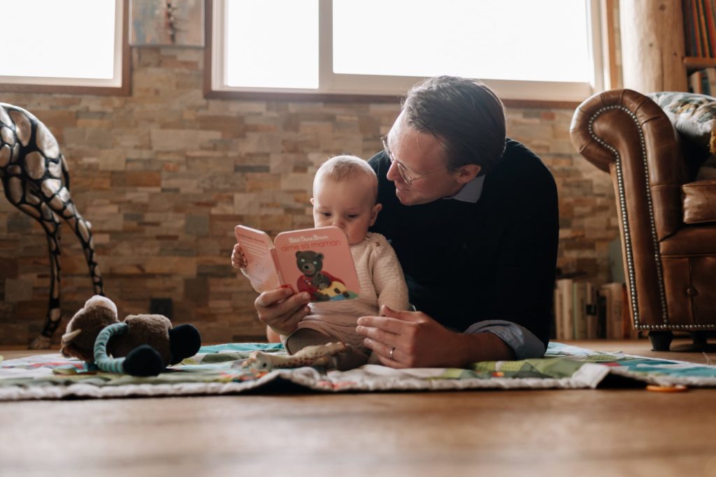 Séance famille à Dieulefit en drome par Angélique Blaise photographe de famille