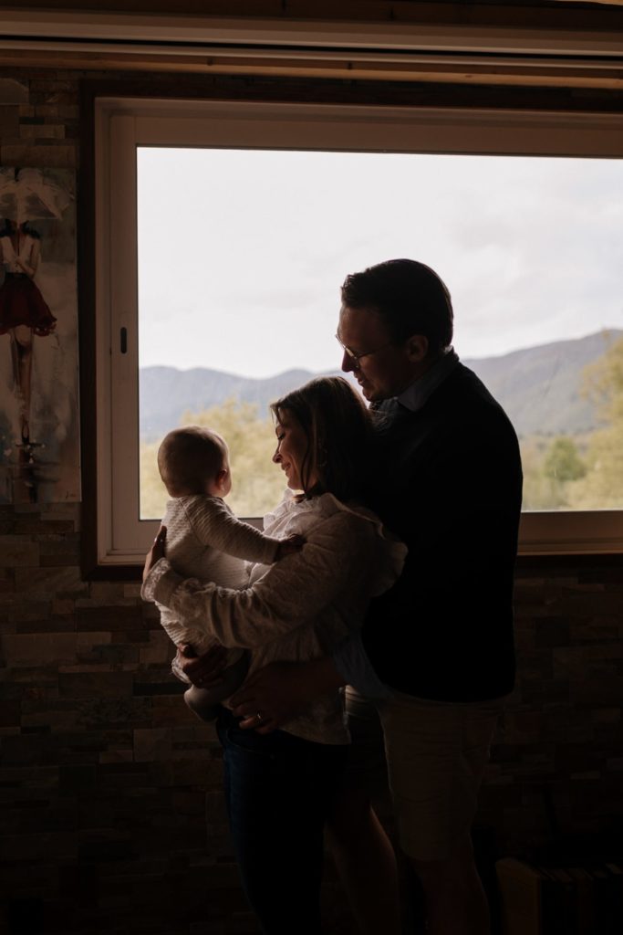 Séance famille à Dieulefit en drome par Angélique Blaise photographe de famille