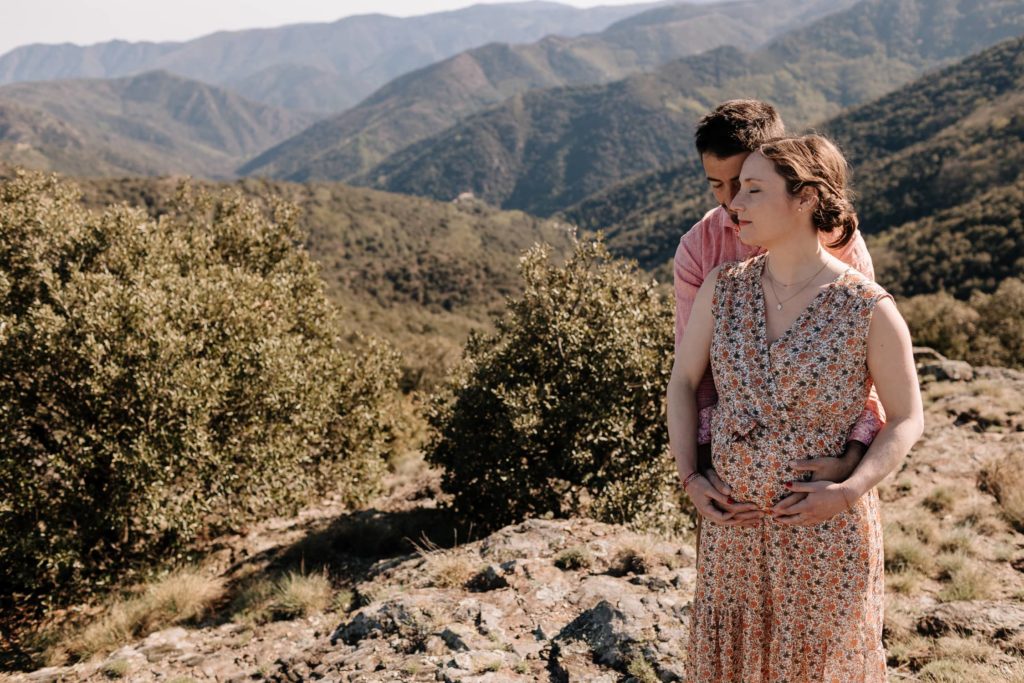 -Séance maternité en Ardèche par Angélique Blaise photographe de famille